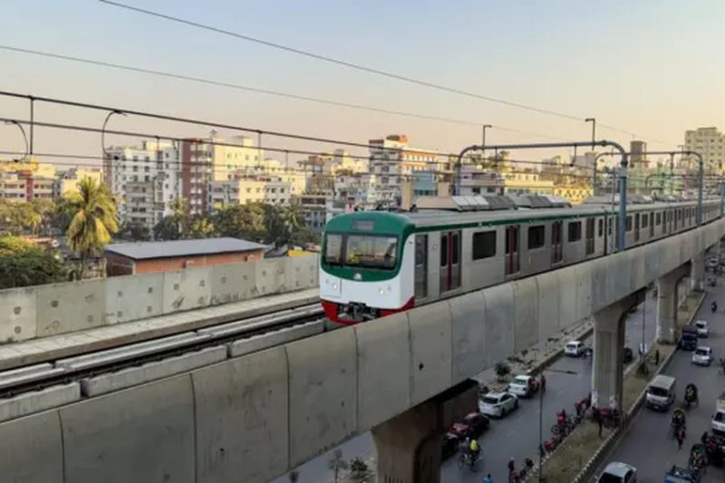 ঢাকা মেট্রোরেল সম্পর্কে বিস্তারিত আলোচনা জানুন সুবিধা ও চ্যালেঞ্জ